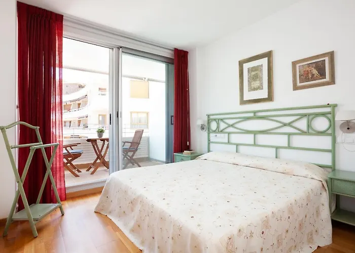 아파트 Lets Holidays Excellent Next 6