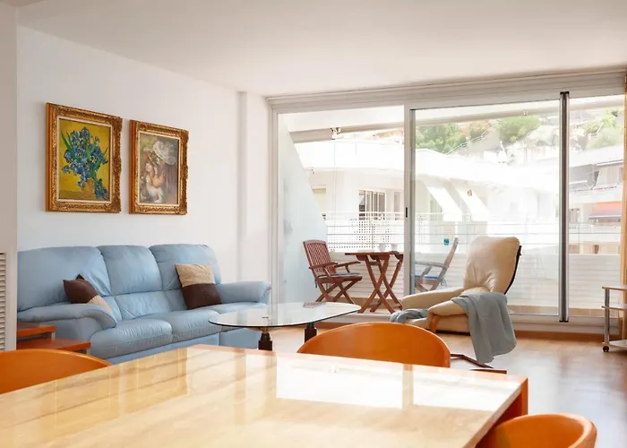 Lets Holidays Excellent Next 6 *