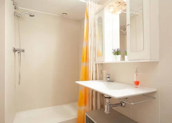 Lets Holidays Excellent Next 6 아파트