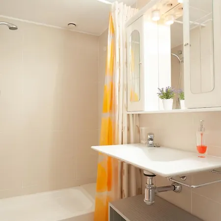 Lets Holidays Ancora 6 Appartement