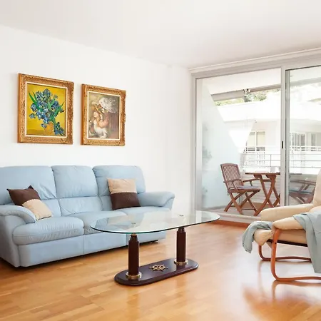 Lets Holidays Ancora 6