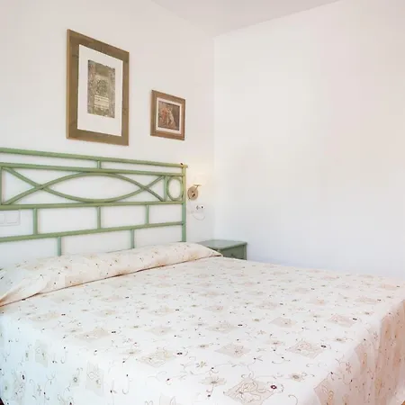 Apartment Lets Holidays Ancora 6 *