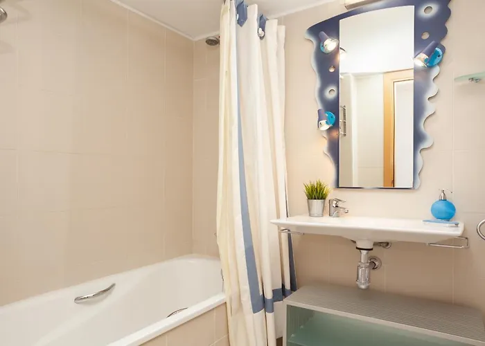 Lets Holidays Excellent Apartment Next Beach 6 Apartman Tossa de Mar